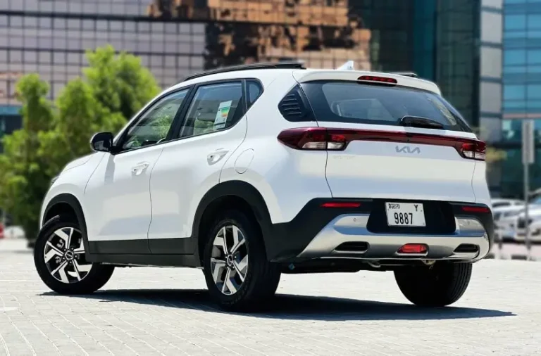 Rent Kia Sonet 2024 in Dubai